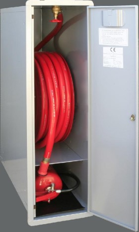 Hydrant wewnętrzny wnękowy  z drzwiami w ściance bocznej, z miejscem na gaśnicę pod spodem Boxmet 25/20
